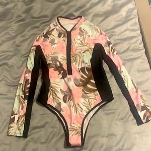 Long sleeve one piece swimsuit